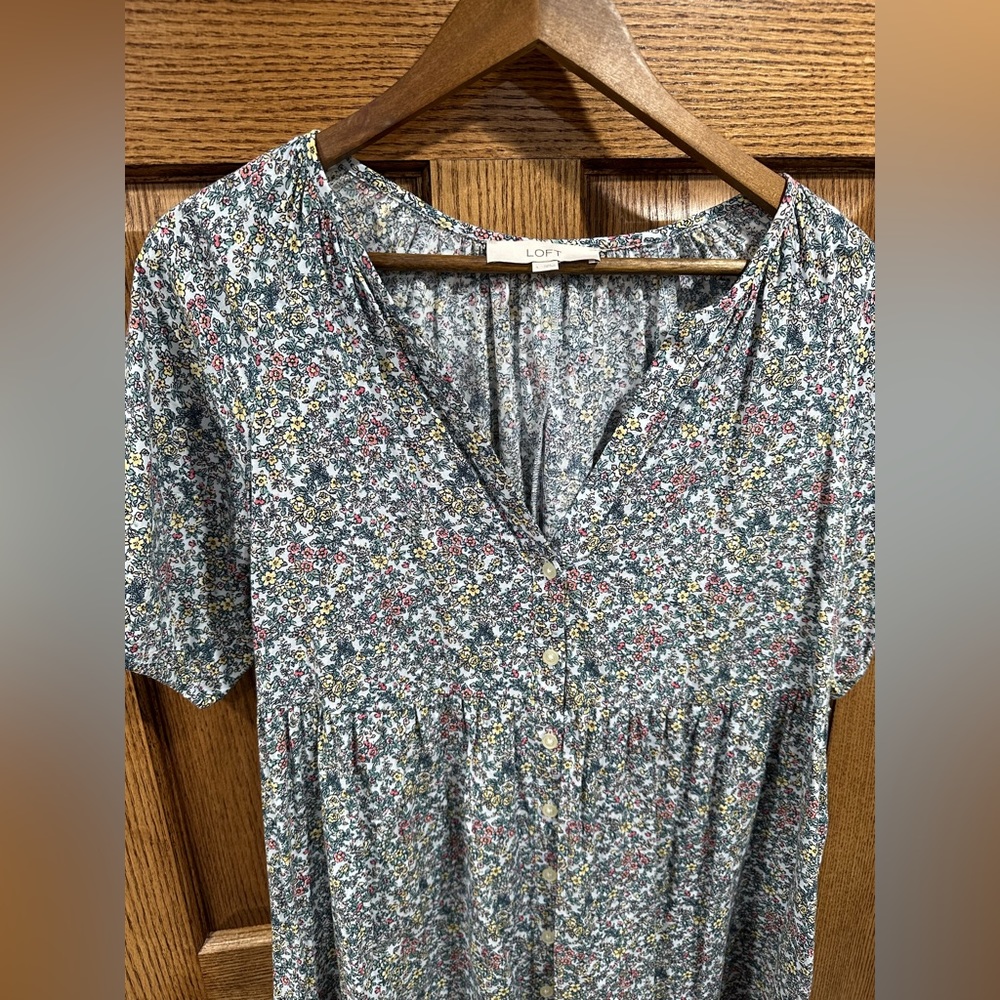 Loft Floral full button dress